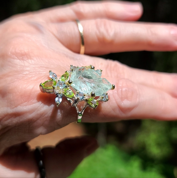 ✨️HOST PICK! RARE Leaf cut Aquamarine 22k Peridot & Topaz finger cuff sz8.25✨️ - Picture 10 of 11